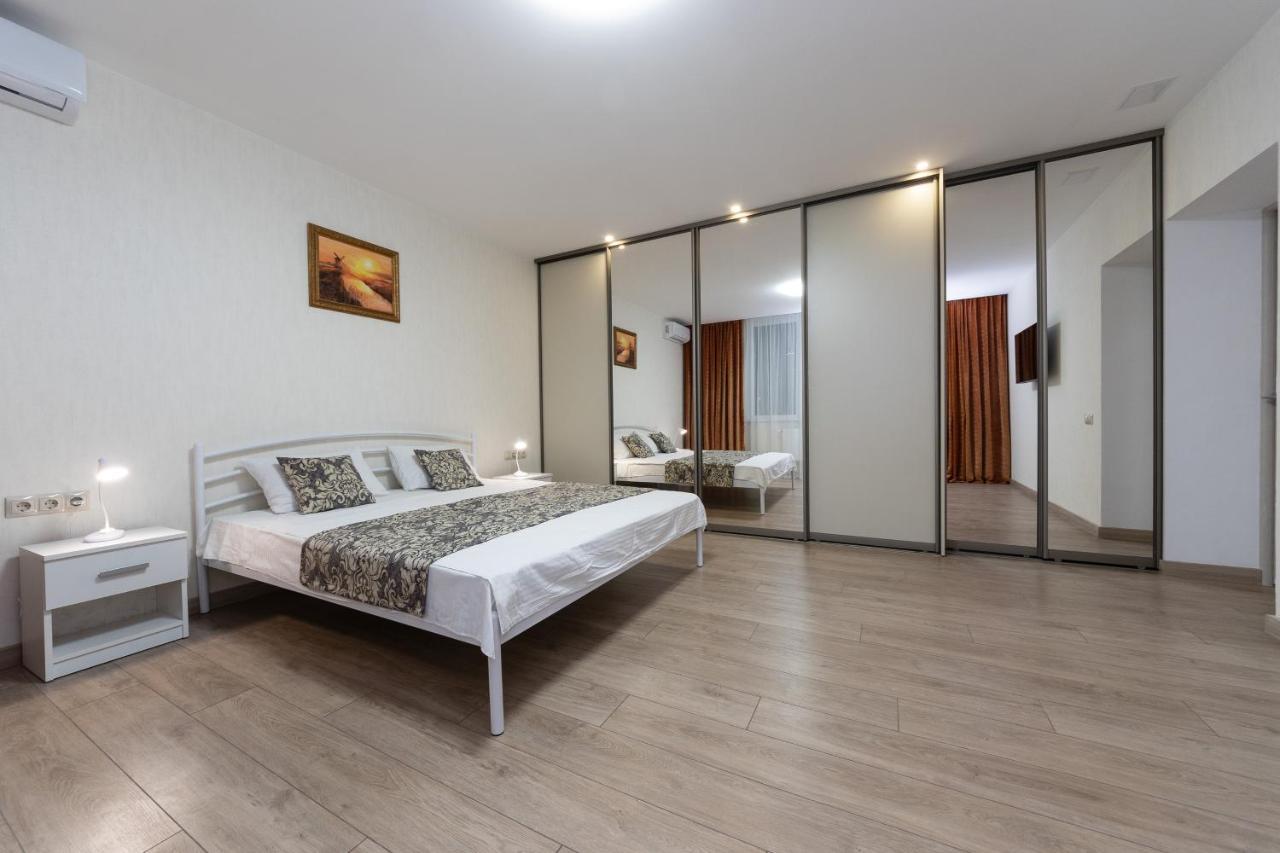 Apartments Riviera,20 Минут От Центра Kijev Kültér fotó